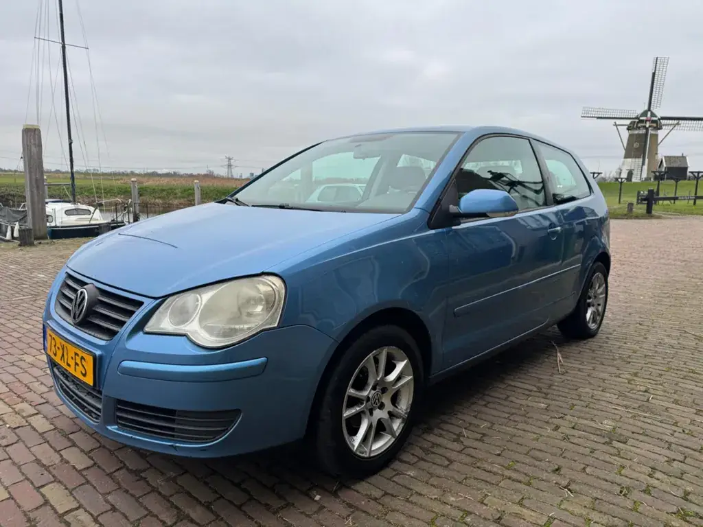 Volkswagen Polo 1.4-16V Optive