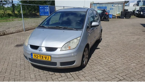 Mitsubishi Colt 1.5 d'Azur - Afbeelding 1